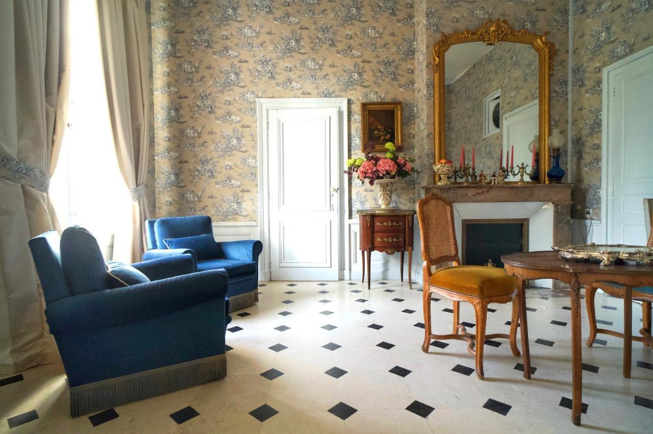Manoir De La Salle Du Roc Bed & Breakfast Bourre