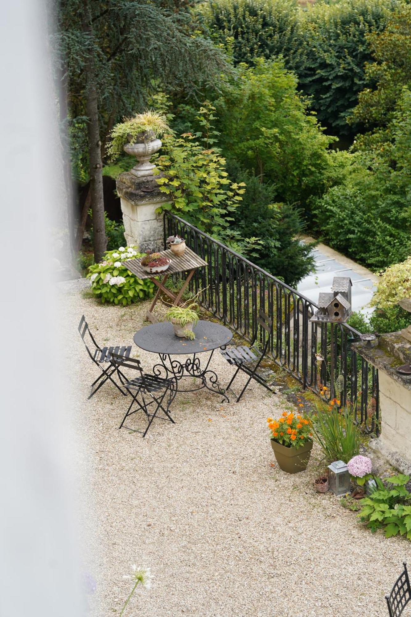 Manoir De La Salle Du Roc Bed & Breakfast